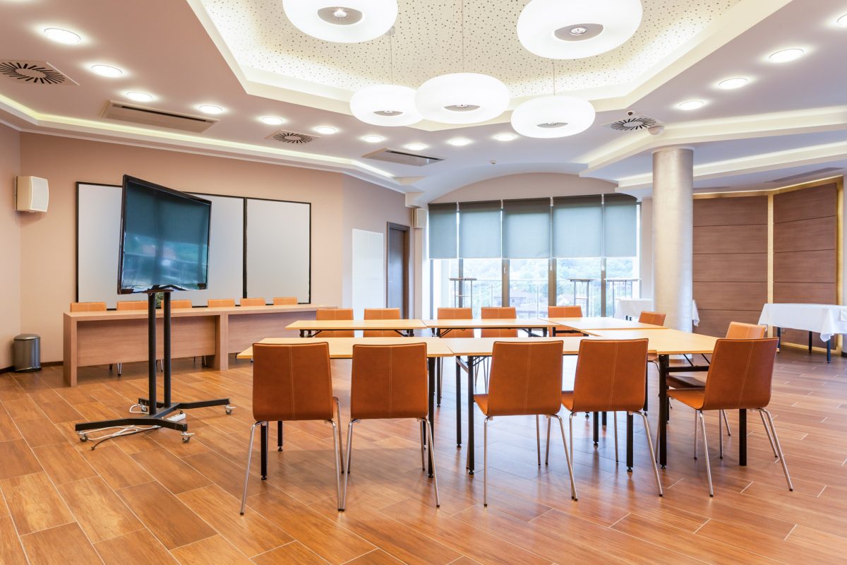 Atlona® AV Solutions – Commercial & Education